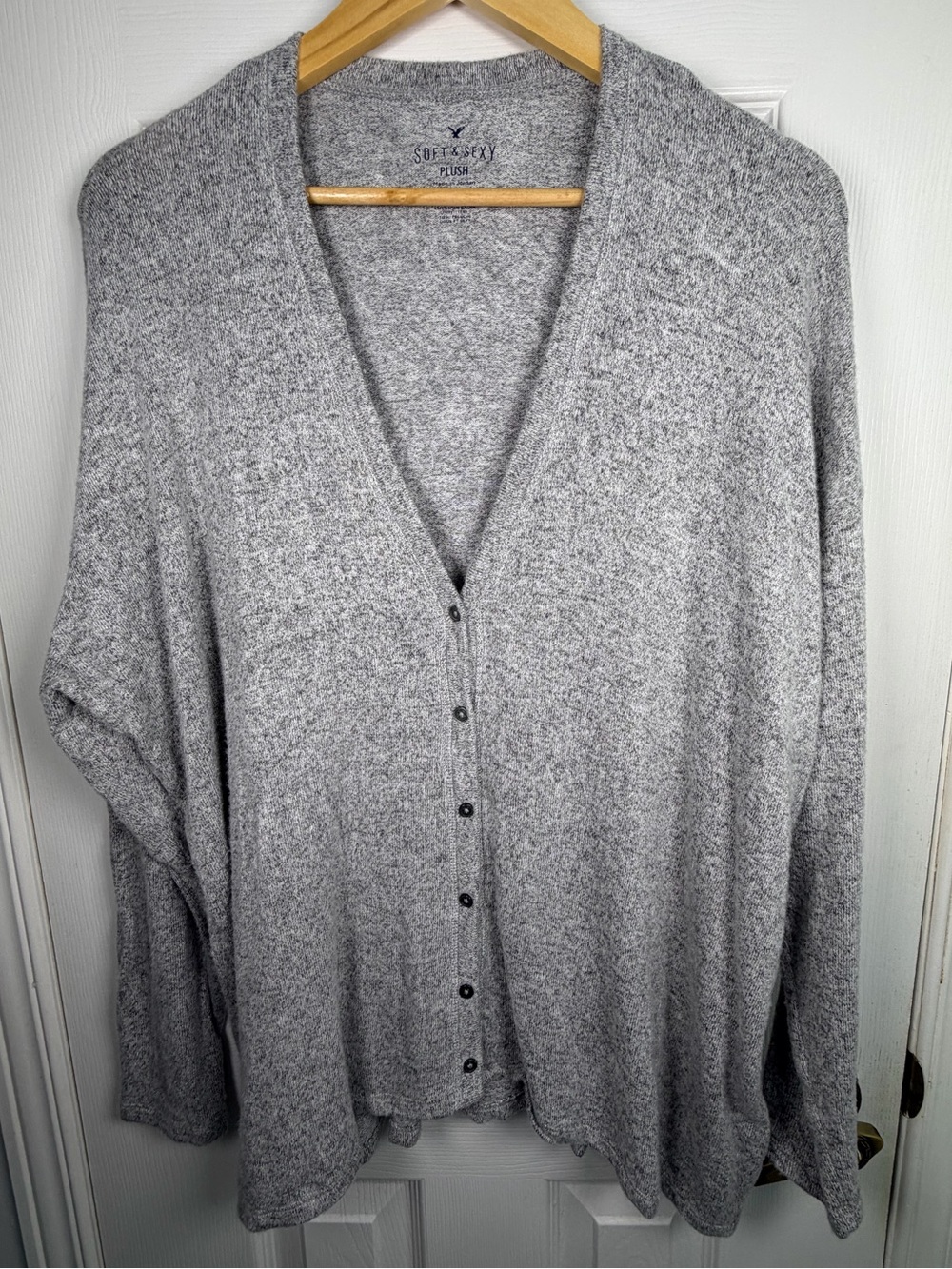 American Eagle Grey Cardigan XL Oversized Draped Knit Quiet Luxury Cozy Layering